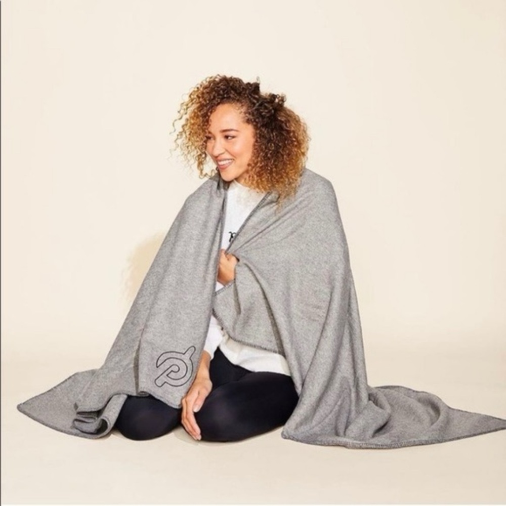 NEW Peloton Wool & Cashmere Gray Blanket 47” x 59” with Fringe